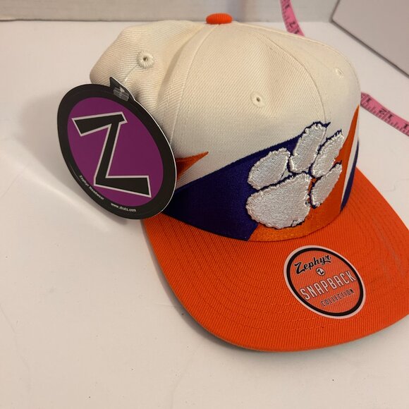 Zephyr Snapback Hat | Clemson Tigers Embroidered Paw Logo | Orange & White | NWT - Picture 2 of 5